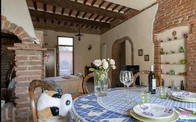 Taverna Rustica In Toscana